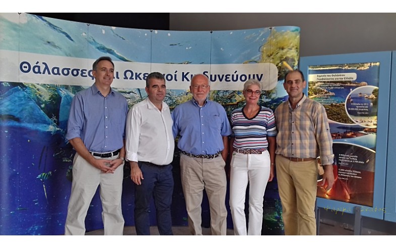 (Α-Δ) Κ. Τριανταφύλλου - HELMEPA, Λ. Ραβιόλος - Δήμαρχος Καρύστου, Δ. Μητσάτσος - Γεν. Διευθυντής HELMEPA, Μ. Μπούσιου - Σύλλογος Γυναικών Μαρμαρίου, Α. Ζαφείρης - Αντιδήμαρχος Καρύστου και Δημοτικός Σύμβουλος Μαρμαρίου